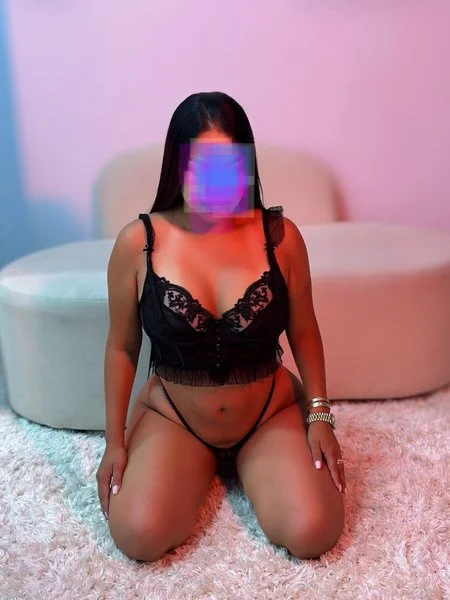 Очаровательная Laura приглашает в гости без предоплаты.